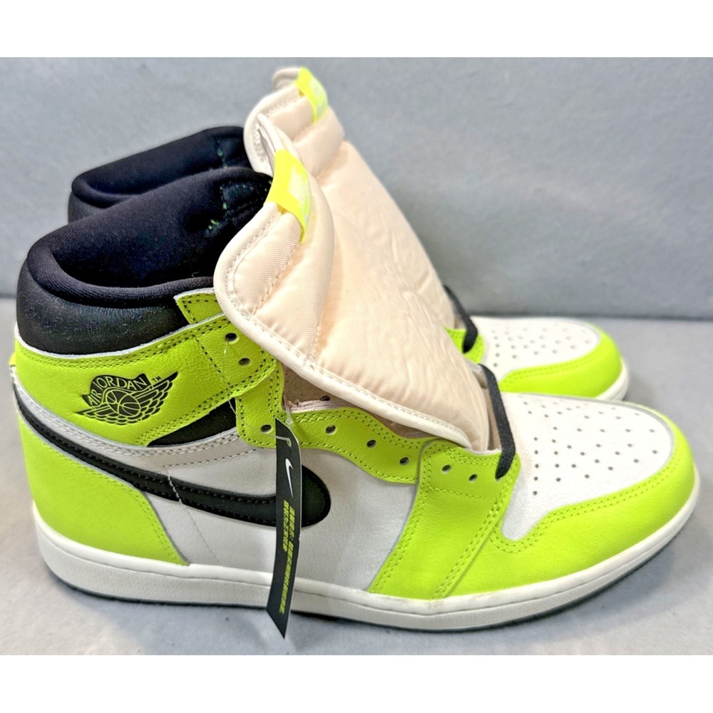 Nike Air Jordan 1 Retro High 'Visionaire' Volt 555088-702. Mens Size 10.5